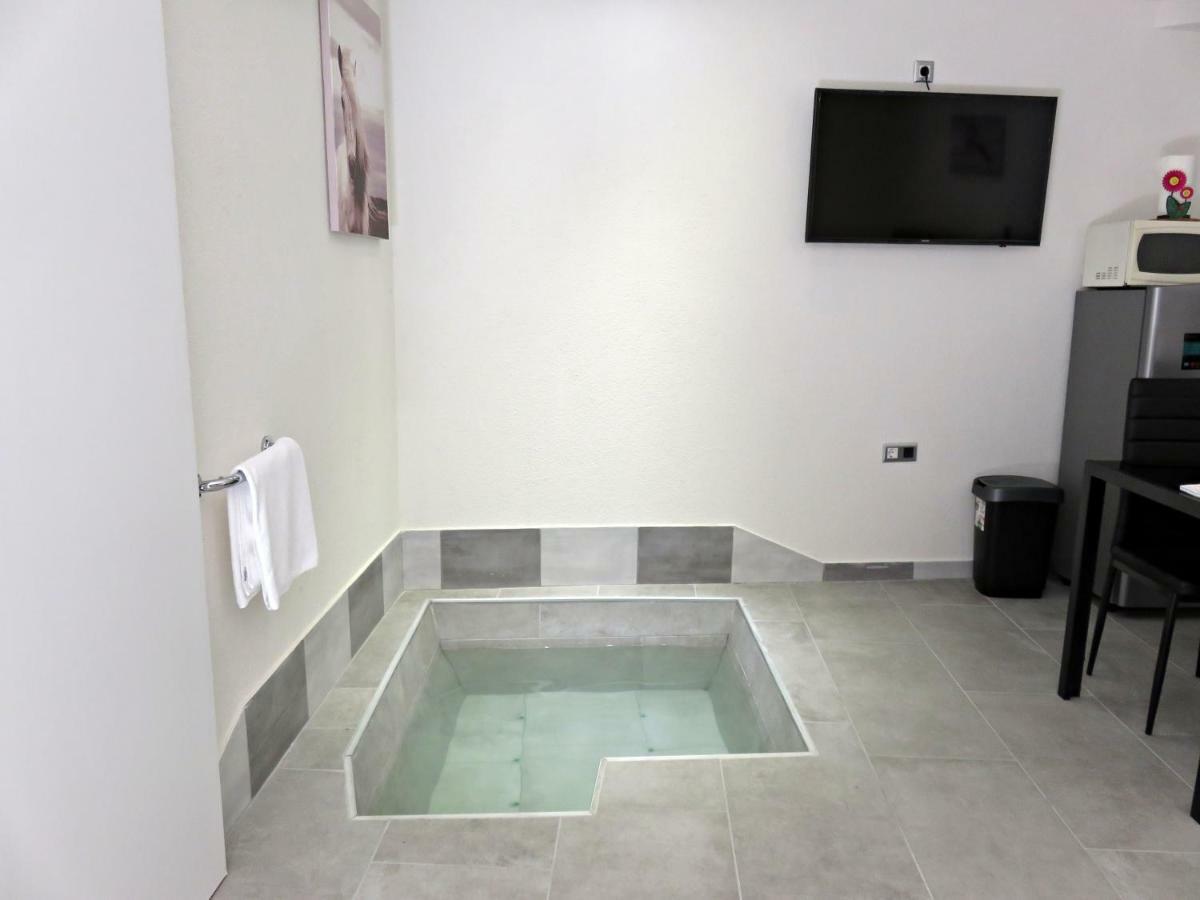 Apartament เซรส ภายนอก รูปภาพ