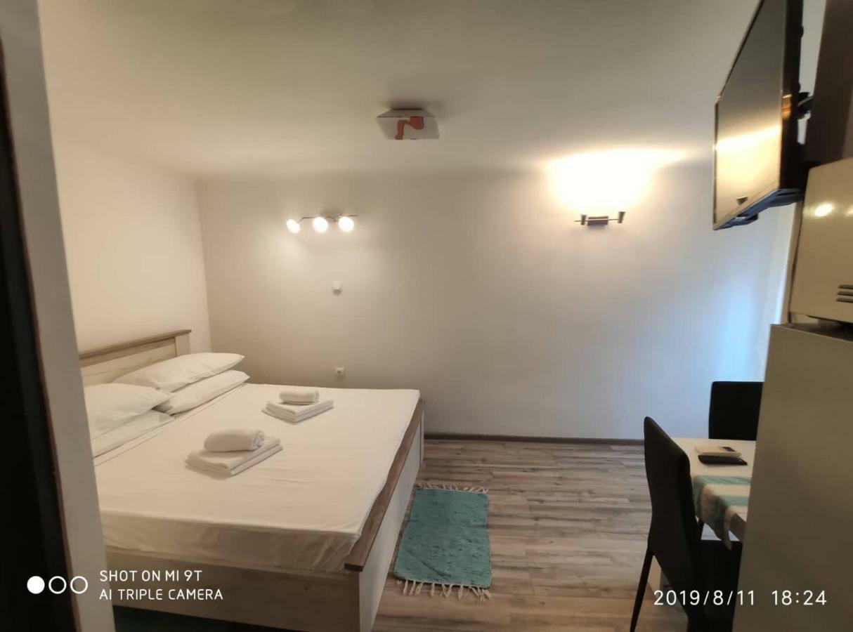 Apartament เซรส ภายนอก รูปภาพ